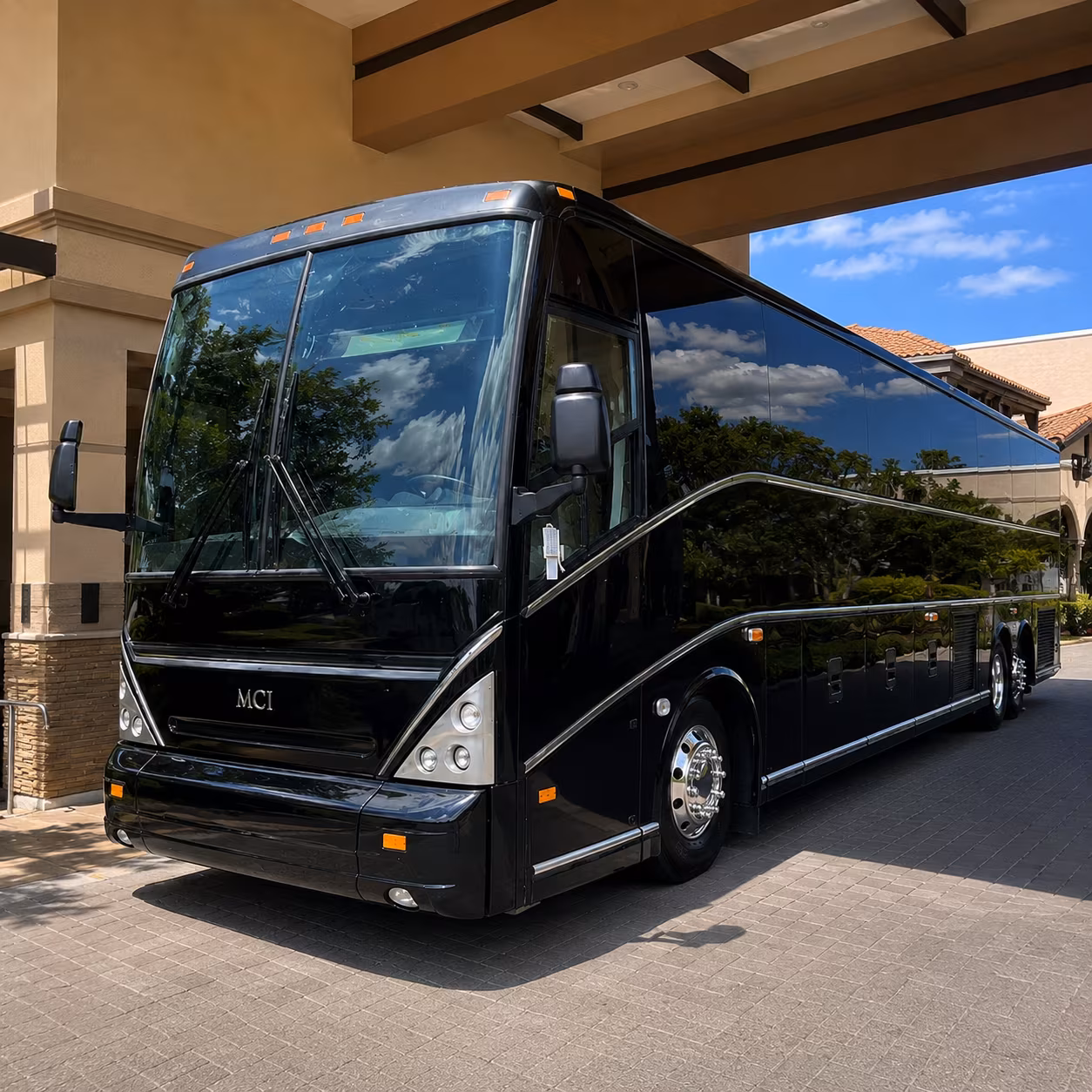 buenaparkcharterbuscompany com makes disneyland and anaheim venue shuttles simple