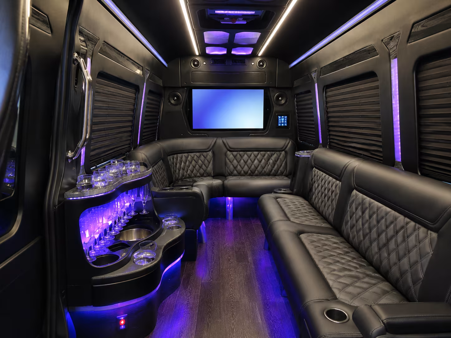 what bus should you rent for a knott s scary farm concert night in buena park